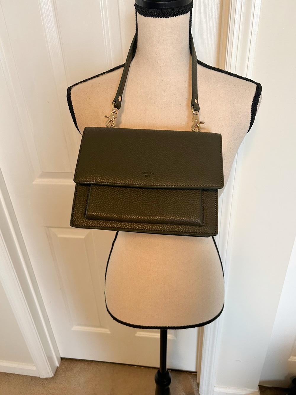 Angela Roi Eloise Peebled Leather Satchel In Deep Olive - Picture 5 of 15